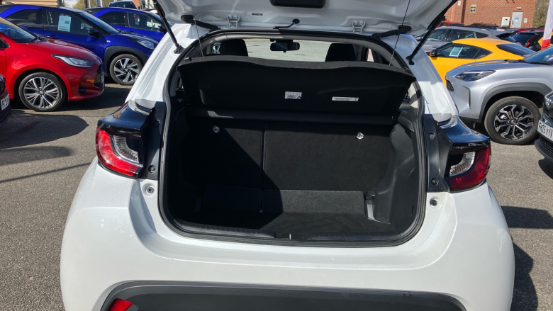 Toyota Yaris 1.5 Hybrid Icon 5dr CVT Hybrid Hatchback